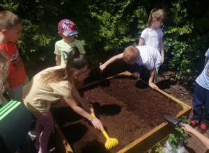 Wiosenne prace w ogródkach